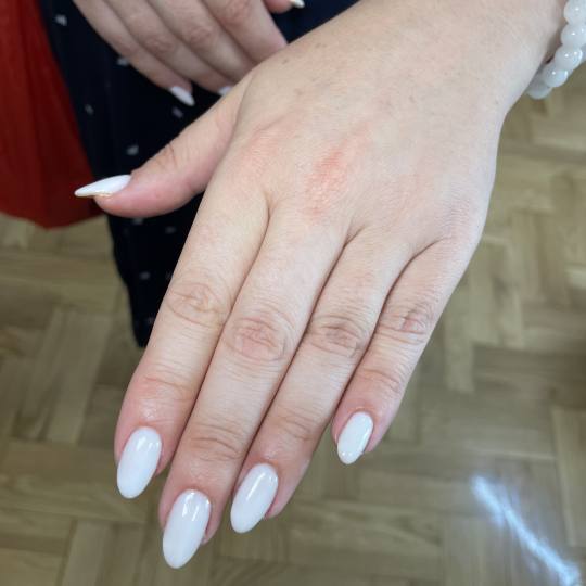 Beauty room Zvezdara #beograd Gel lak Rubber baza / gel lak