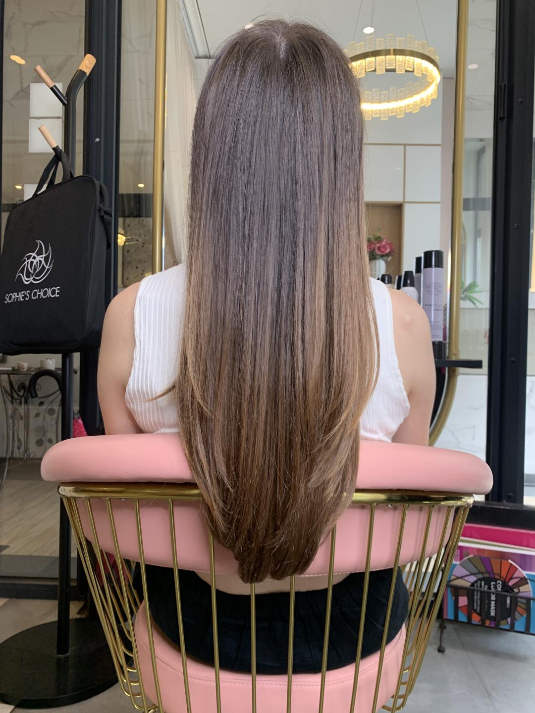 Žensko šišanje + feniranje - ekstra duga kosa - Beauty Industry Women1, Beograd Žensko šišanje Frizerski saloni Žensko šišanje, Beograd, Vračar, Čubura, Crveni krst