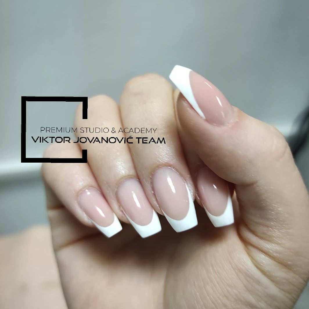 Izlivanje noktiju - S velicina - BEAUTY CENTER Viktor Jovanović, Subotica Izlivanje noktiju Nokti Izlivanje noktiju, Subotica, Centar
