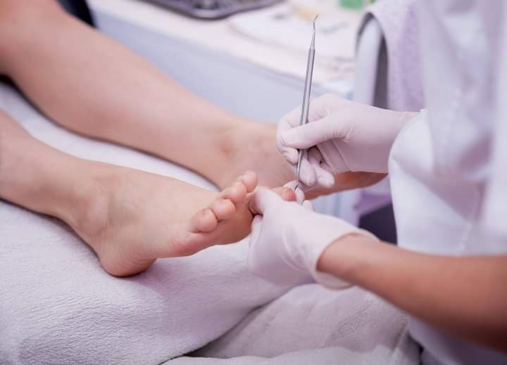 Estetski pedikir - Beauty Studio Asja 2, Novi Sad Estetski pedikir Nokti Estetski pedikir, Novi Sad, Rotkvarija, Podbara, Salajka