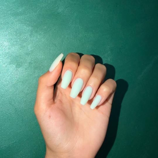 Sarita secret #beograd Manikir Manikir + gel lak korekcija