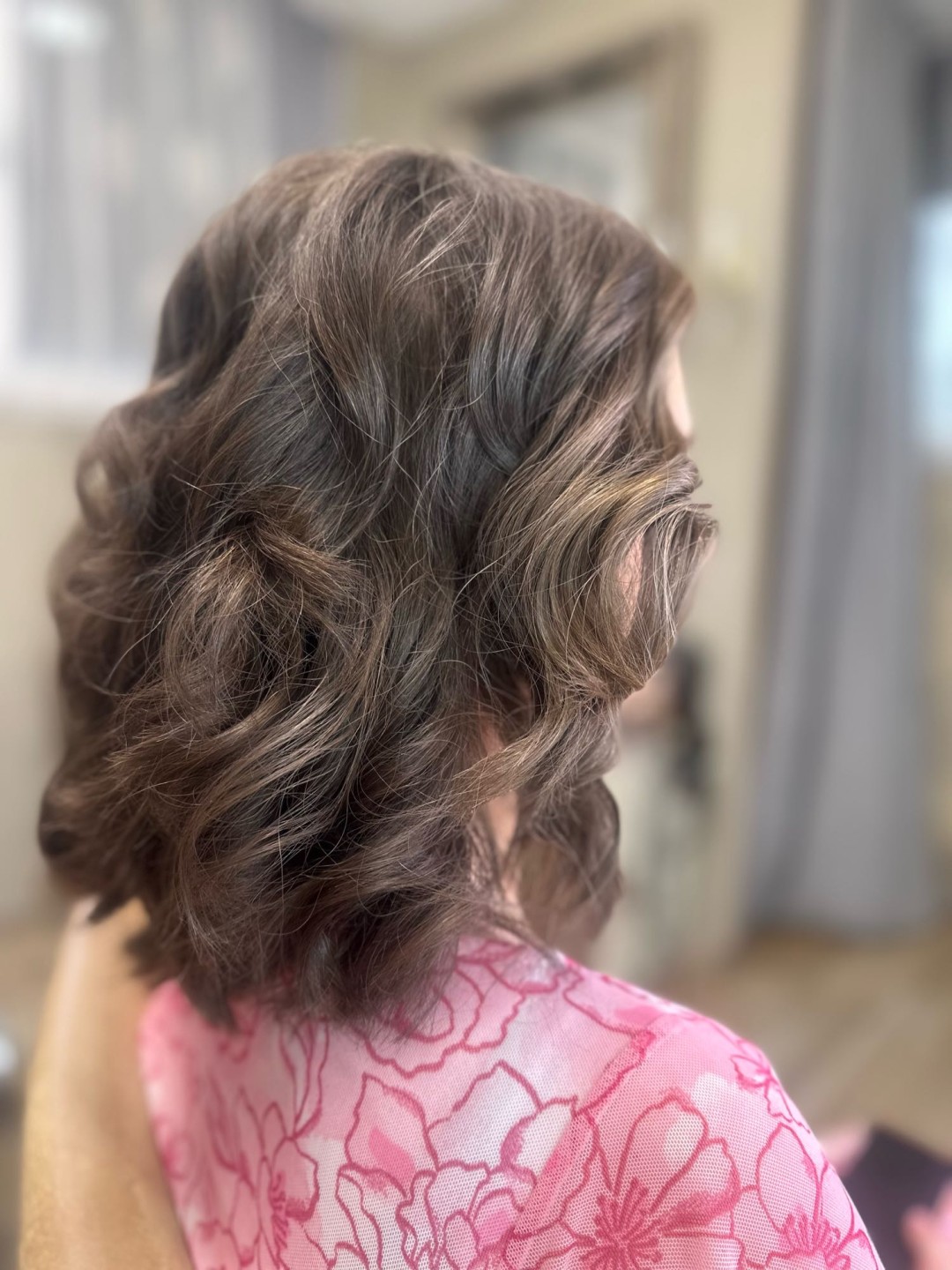 Bibi beauty centar #beograd Svečane i frizure za svadbu Uvijanje kose na kupu / presu - bez pranja kose