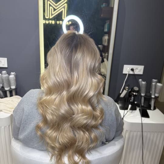 MN Beauty studio #beograd Ombre, sombre, balayage Balayage + preliv - duga kosa