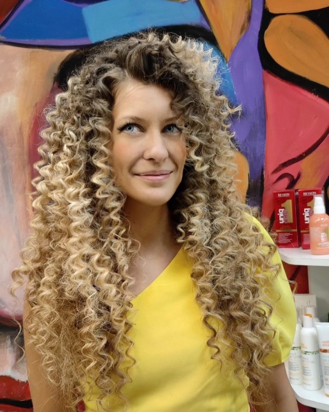 Rič #novisad Uvijanje, lokne i talasi Afro lokne - srednja / duga kosa