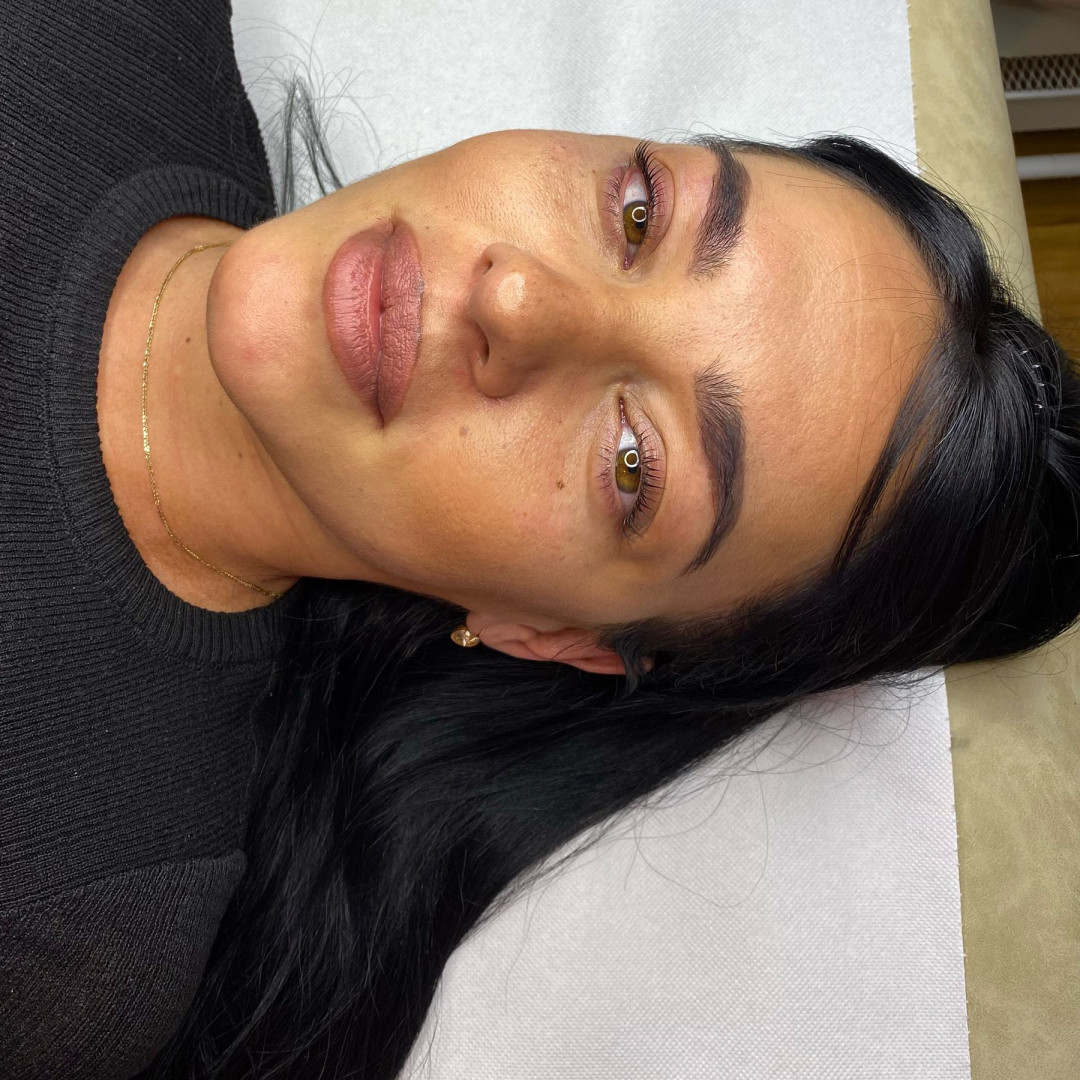 Preciosa #novisad Obrve Brow lift + lash lift
