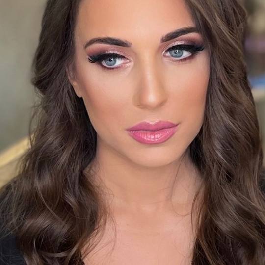 Bibi beauty centar #beograd Make-up / šminkanje Profesionalno šminkanje + veštačke trepavice bib