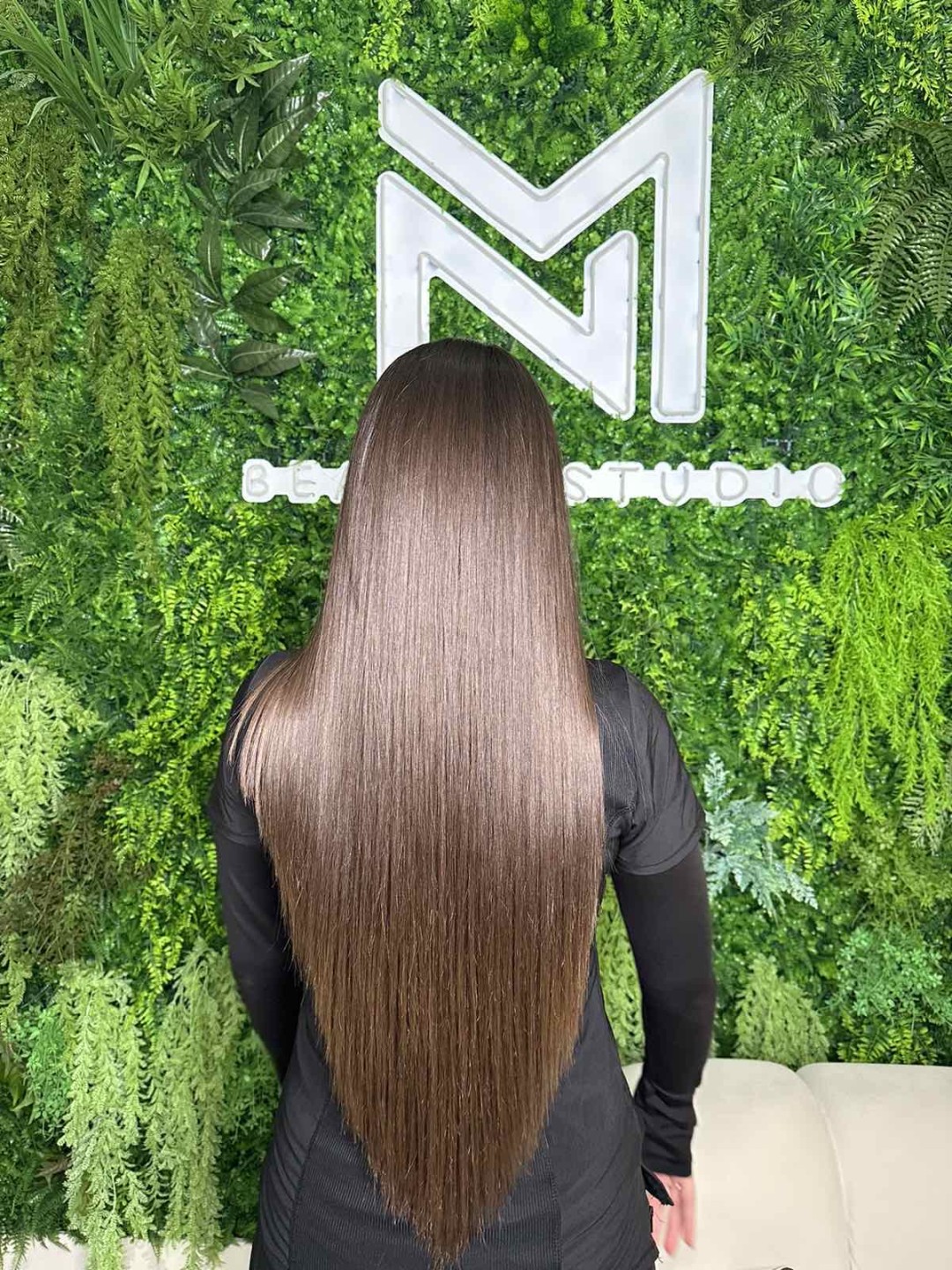 MN Beauty studio #beograd Žensko šišanje Žensko šišanje + feniranje - duga kosa