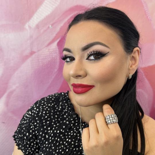 Super stil Marija #zrenjanin Make-up / šminkanje Profesionalno šminkanje
