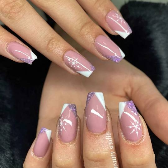 Blush Beauty Studio #beograd Izlivanje noktiju Izlivanje noktiju gelom + gel u boji - S dužina