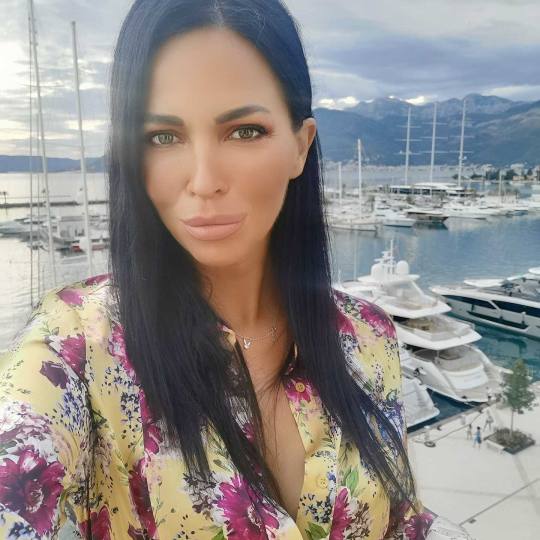 Bibi beauty centar #beograd Make-up / šminkanje Profesionalno šminkanje + veštačke trepavice bib