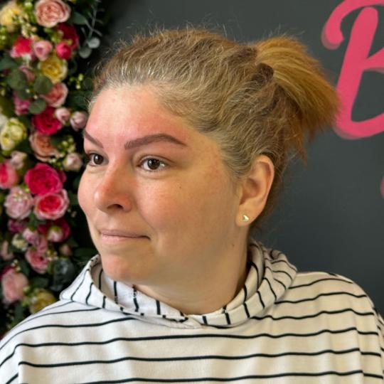 AmiSo Beauty Studio #novisad Trajna šminka Trajna šminka obrva - prirodna tehnika iscrtavanja dla�