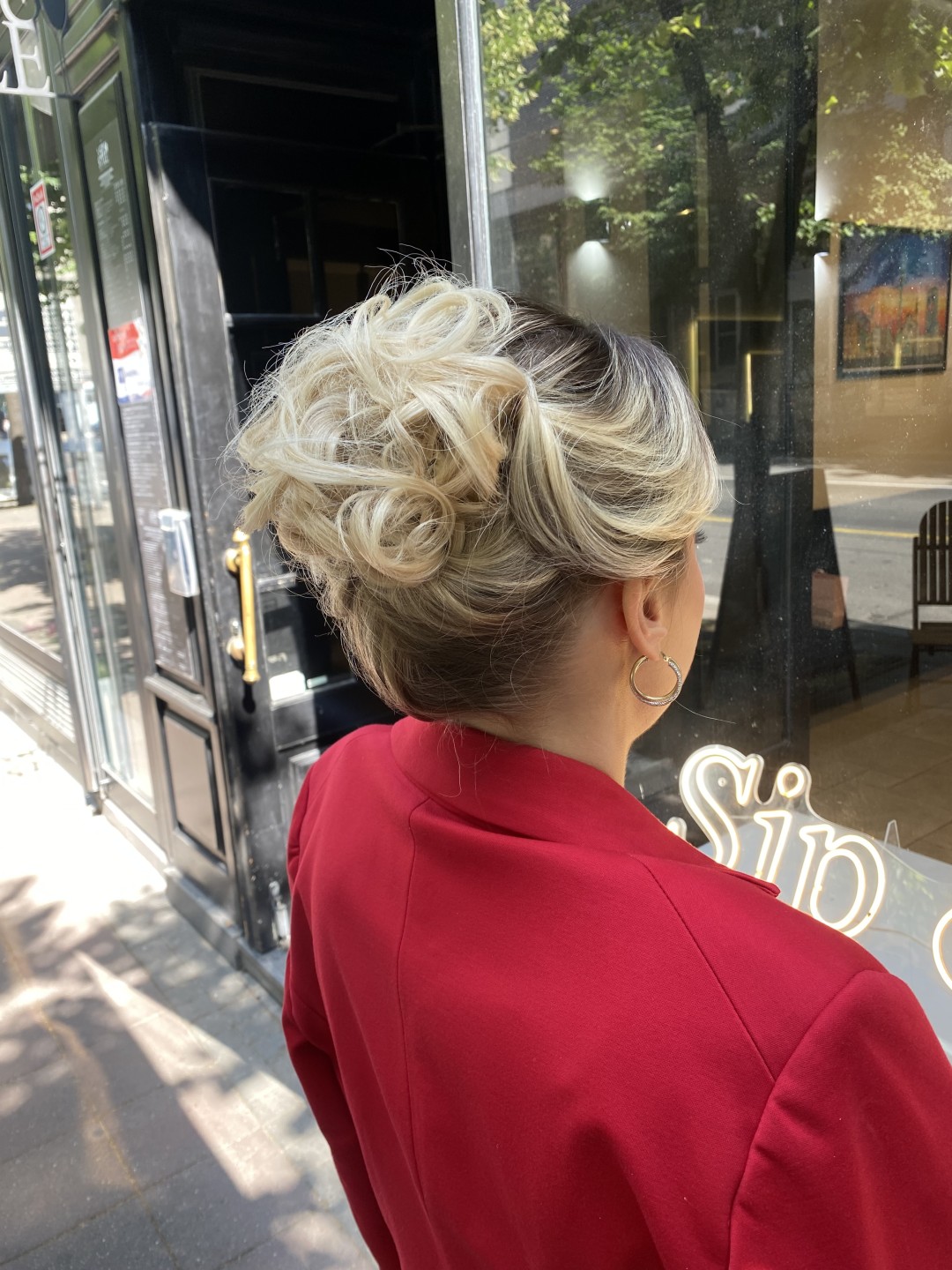 Sip&Style #beograd Svečane i frizure za svadbu Svečana frizura - duga kosa