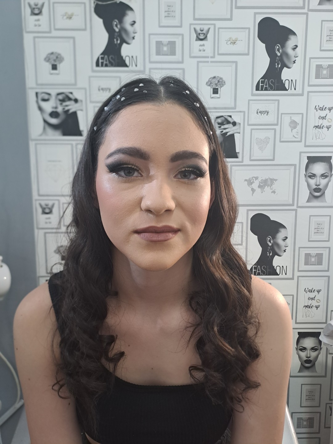 Primadonna Jelena #pancevo Make-up / šminkanje Pofesionalno šminkanje + veštačke trepavice