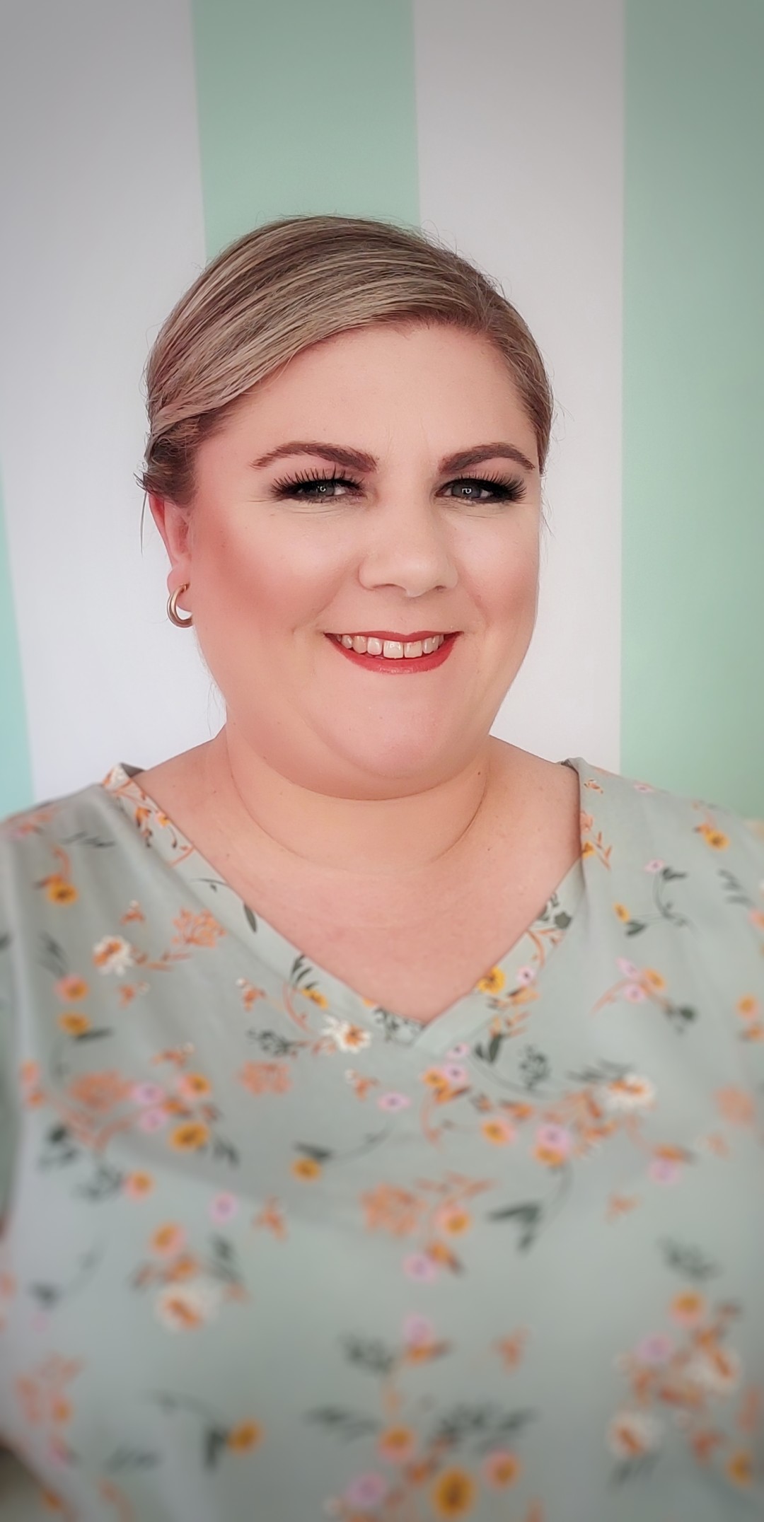 Albina Unisex Studio Lepote #temerin Make-up / šminkanje Profesionalno šminkanje + veštačke trepavice