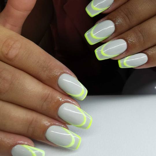 D&D Beauty Center #beograd Ojačavanje noktiju Ojačavanje prirodnih noktiju - gel lak