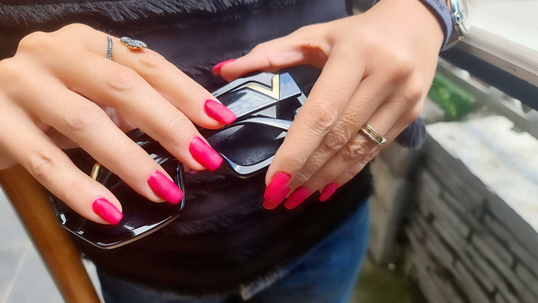 Bibi beauty centar #beograd Izlivanje noktiju Izlivanje noktiju gelom - kratki nokti