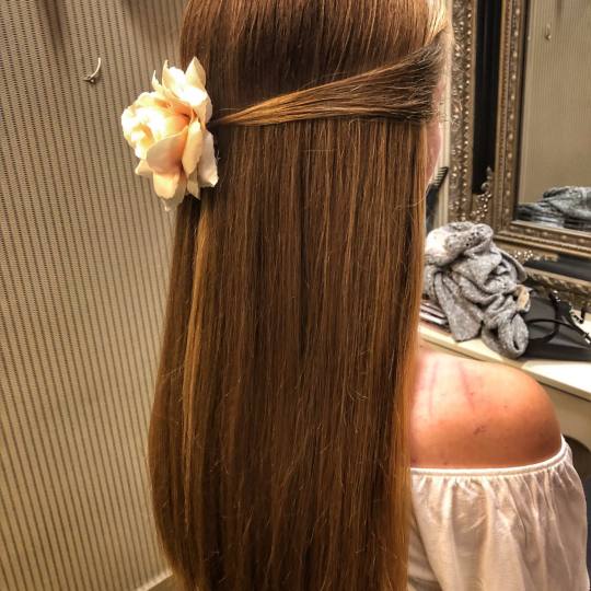 Bibi beauty centar #beograd Feniranje i stilizovanje Feniranje na ravno / lokne - duga kosa Hair Sty