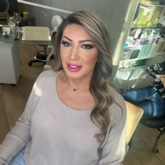 Bibi beauty centar #beograd Make-up / šminkanje Profesionalno šminkanje + veštačke trepavice + s