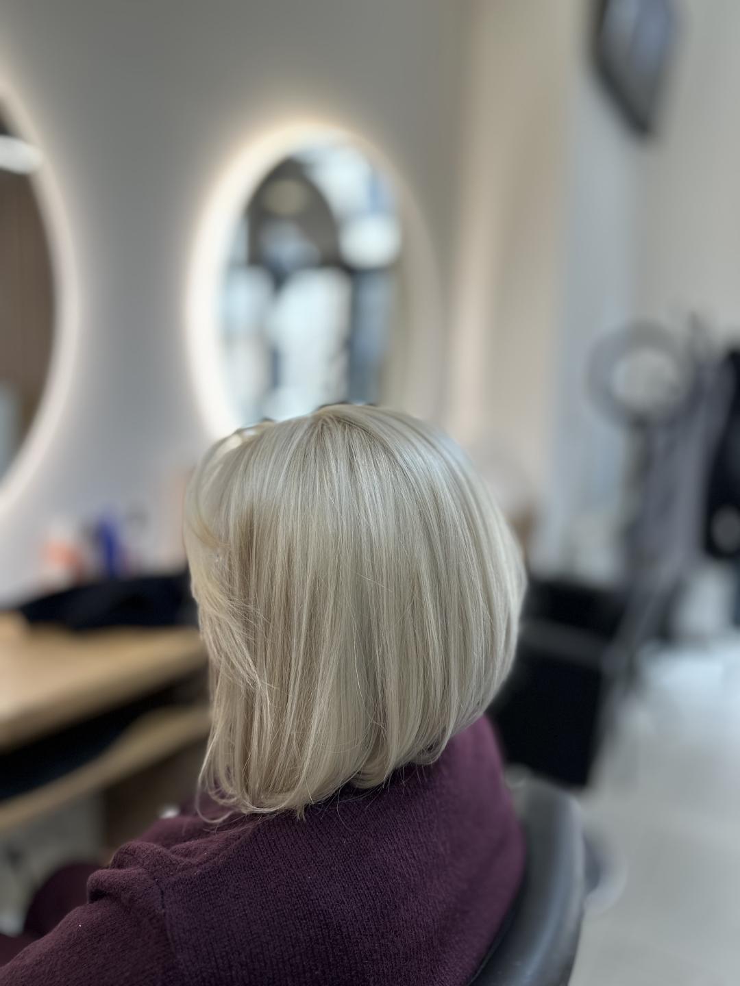 Blajhanje cele dužine - kratka kosa - Studio Eleven Ladies&Gentlemen, Beograd Blajhanje kose Frizerski saloni Blajhanje kose, Beograd, Zvezdara