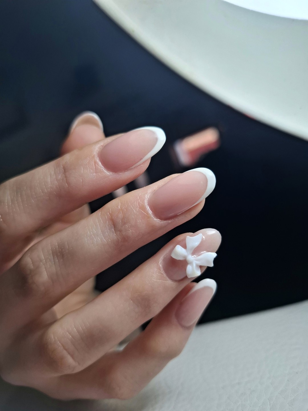 Beauty Studio by Milica Pavlović #beograd Manikir Korekcija gela + french - ruke