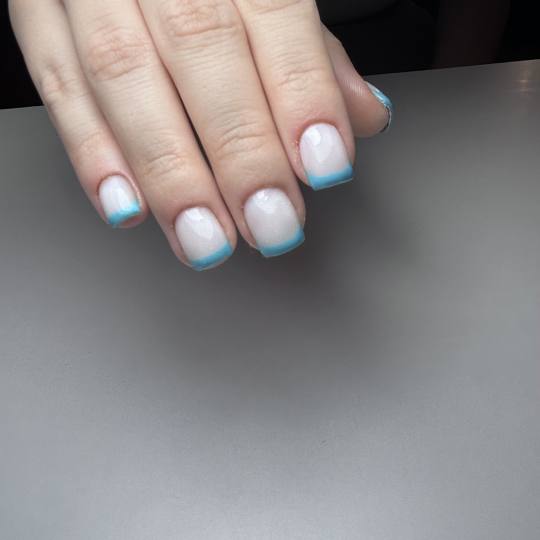 Ena beauty studio #nis Ojačavanje noktiju Izlivanje noktiju gelom - S duzina