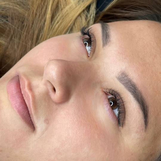 Miss Princess Make up #beograd Nadogradnja trepavica Nadogradnja svilenih trepavica - 1 na 1