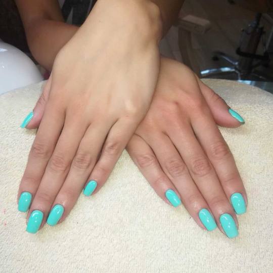 Bibi beauty centar #beograd Izlivanje noktiju Izlivanje noktiju gelom - kratki nokti nails by BiBi