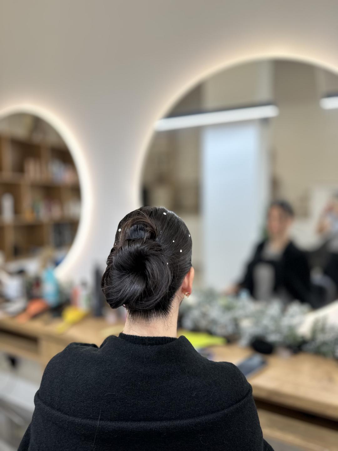 Studio Eleven Ladies&Gentlemen #beograd Svečane i frizure za svadbu Svečana frizura - kratka kosa