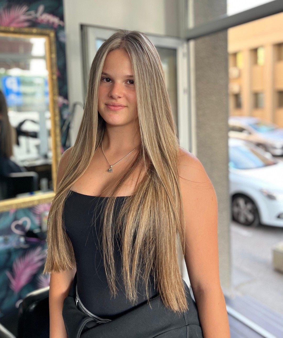 Fijatović #beograd Pramenovi Pramenovi na foliju + preliv + feniranje - ekstra duga gusta kosa