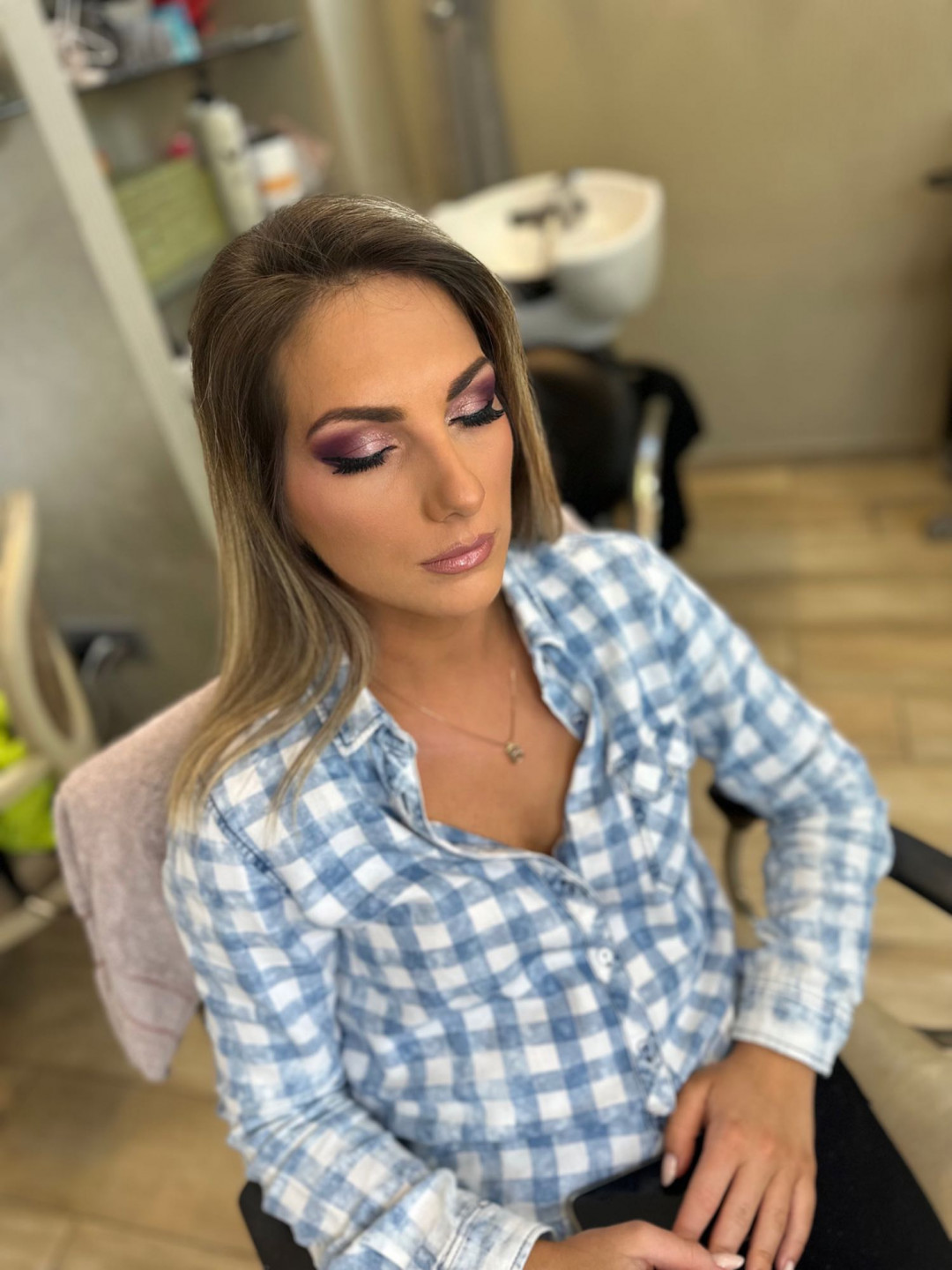 Bibi beauty centar #beograd Make-up / šminkanje Profesionalno šminkanje + veštačke trepavice