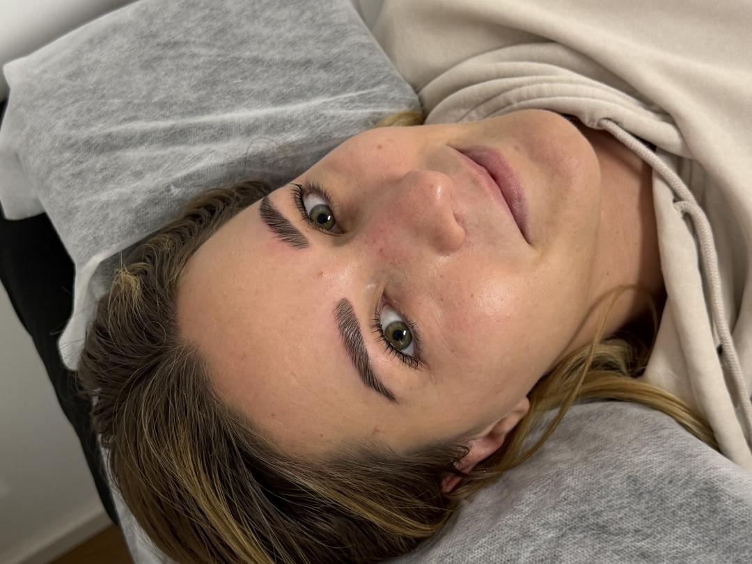 Guapa Beauty Concept #beograd Trepavice Korean Combo- lash lift + brow lift -laminacija obrva i trepavica sa farbanjem