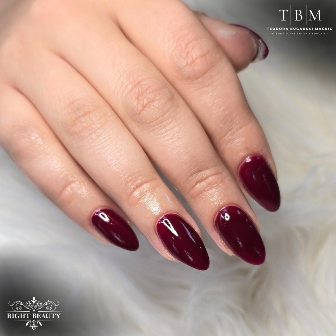 Ojačavanje noktiju gelom dužina 2 - kod Teodore - Right Beauty, Beograd Gel lak Nokti Gel lak, Beograd, Centar, Stari grad, Dorćol