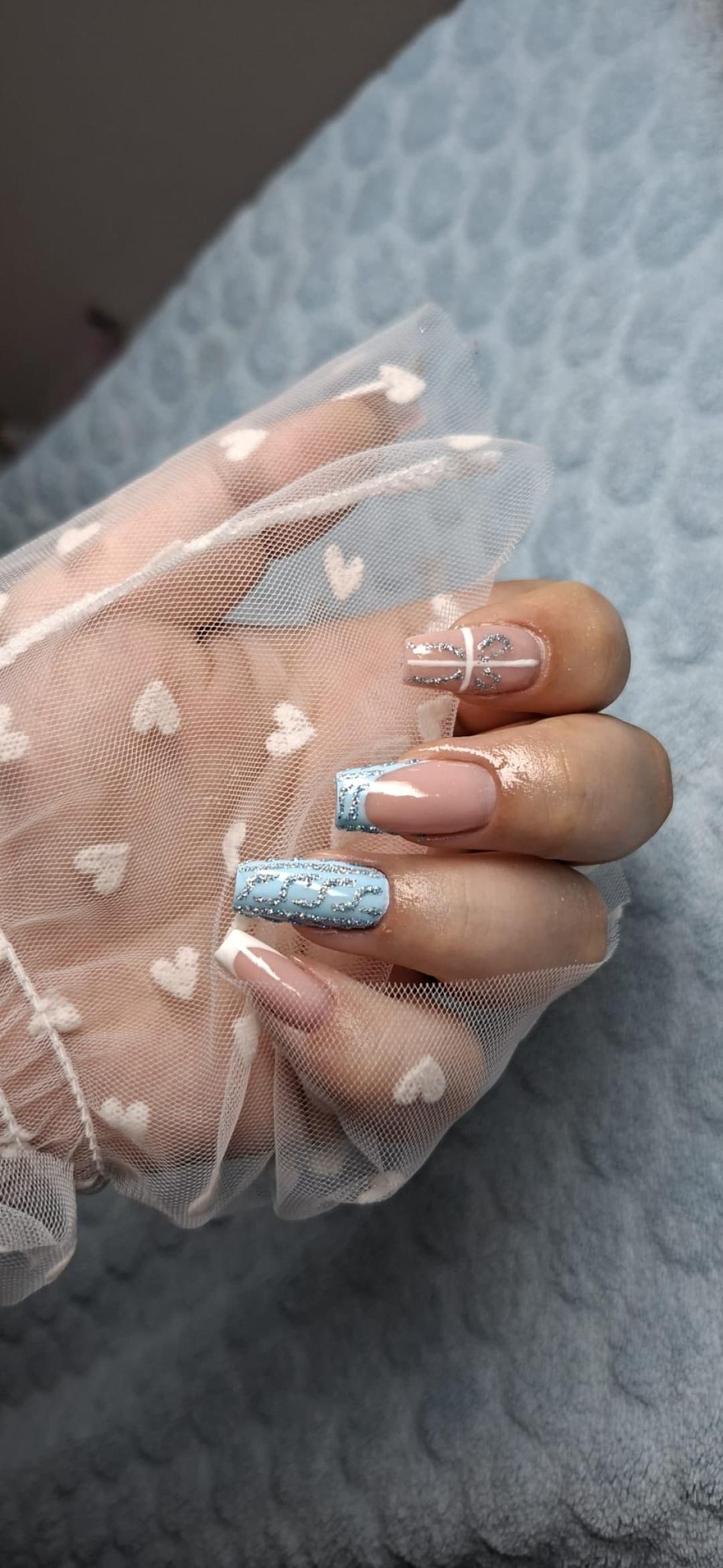 Izlivanje noktiju gelom - L dužina - Mango beauty studio, Novi Sad Izlivanje noktiju Nokti Izlivanje noktiju, Novi Sad, Telep, Adice, Bistrica