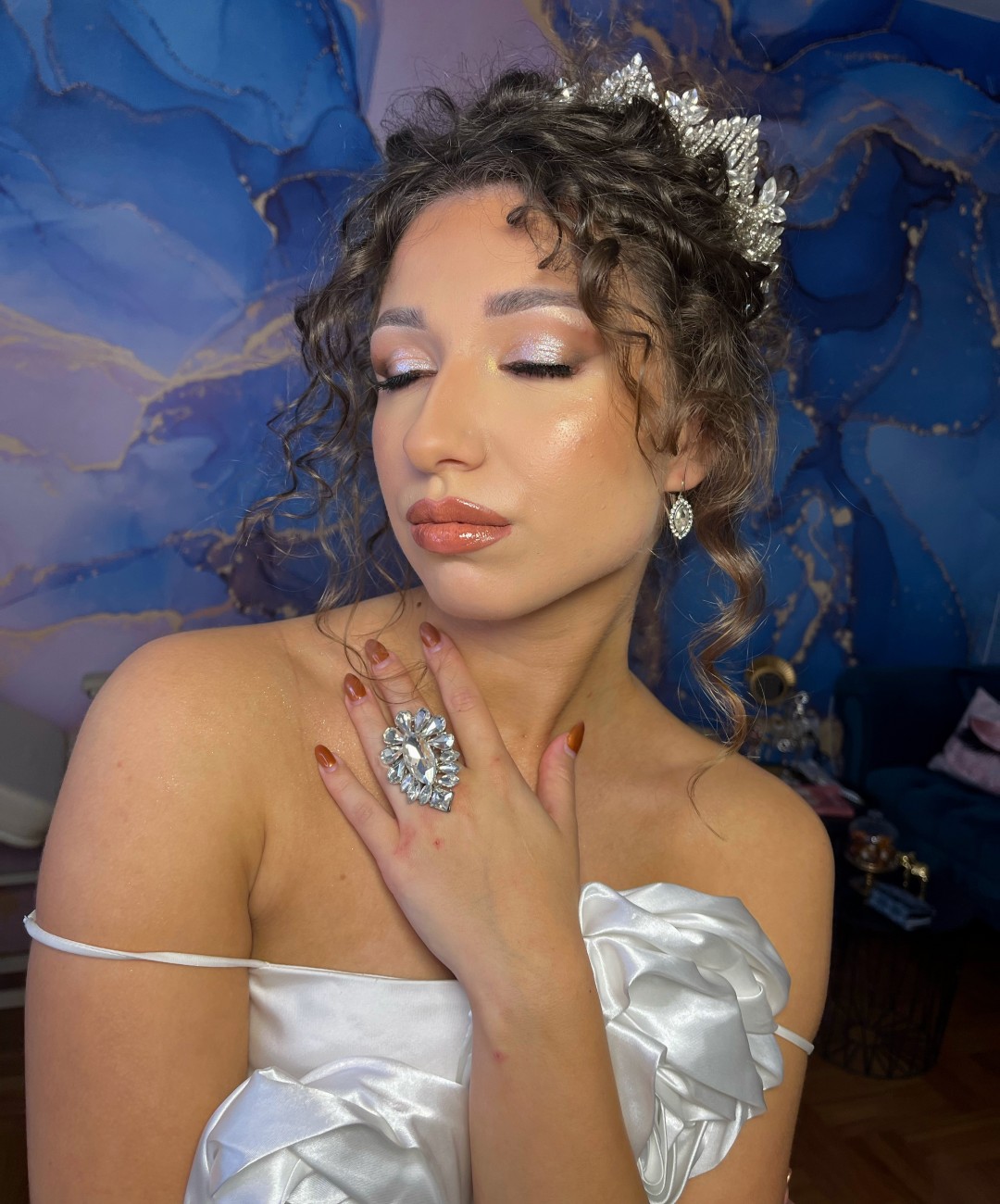 Golden beauty by Mimi #nis Make-up / šminkanje Profesionalno šminkanje + veštačke trepavice
