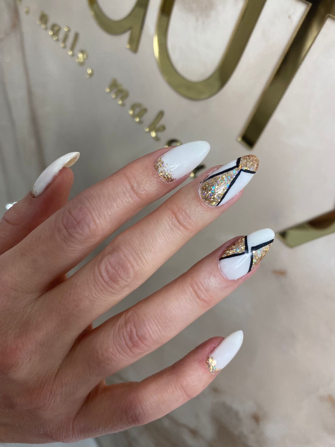 aBeauty Salon Lepote #beograd Ojačavanje noktiju KOREKCIJA NOKTIJU (naš rad)