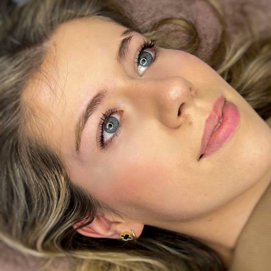 Almari Beauty Concept #kragujevac Trepavice Lash lift