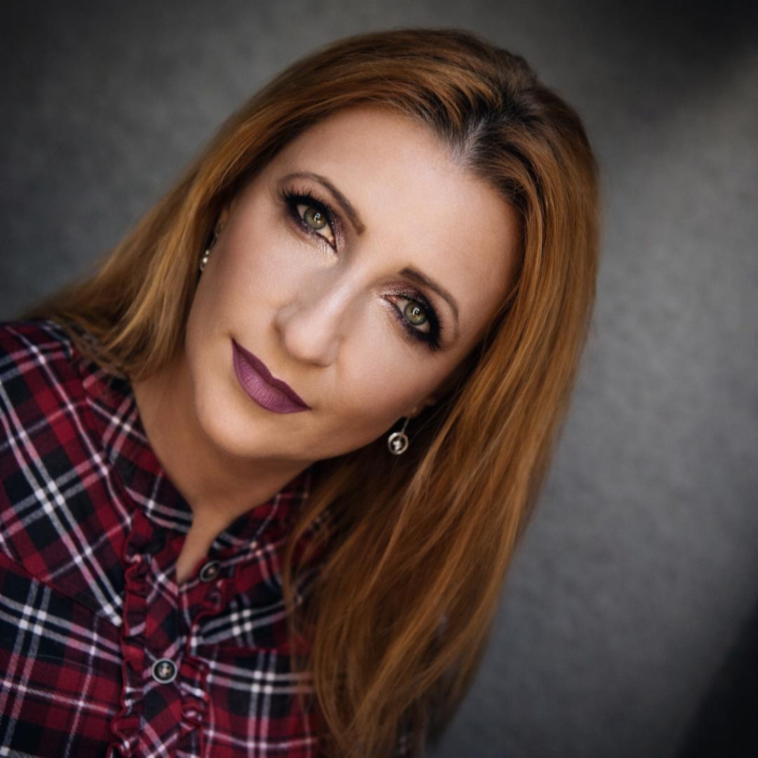 Četiri Gold - Zemun polje #beograd Make-up / šminkanje Profesionalno šminkanje