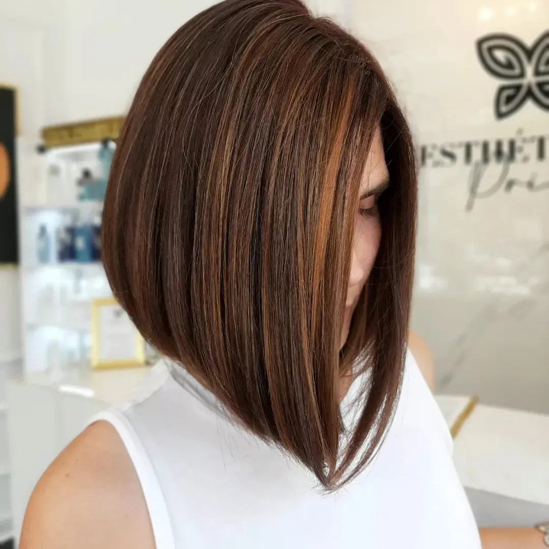 Esthetique Privé #beograd Žensko šišanje Žensko šišanje + feniranje - kratka kosa