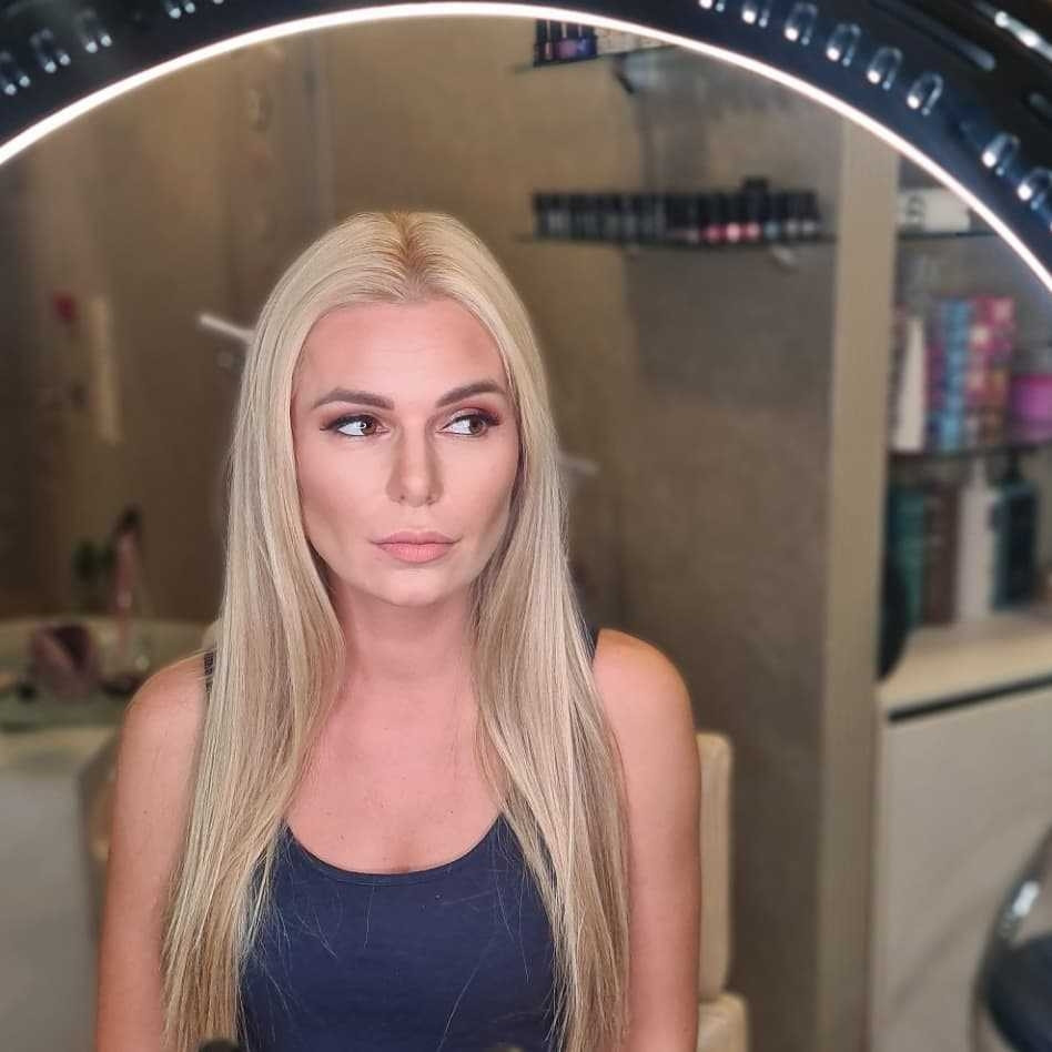 Bibi beauty centar #beograd Make-up / šminkanje Profesionalno šminkanje + feniranje ravno
