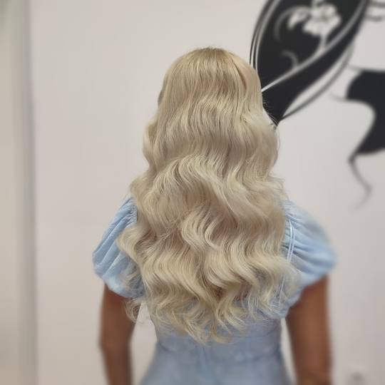 Infinity Hair #novisad Feniranje i stilizovanje Holivudski talasi (bez pranja) - duga/extra duga kos