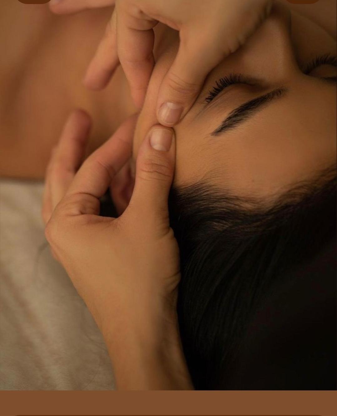 Lumi studio #beograd Masaža lica Masaža lica + vrata + dekoltea