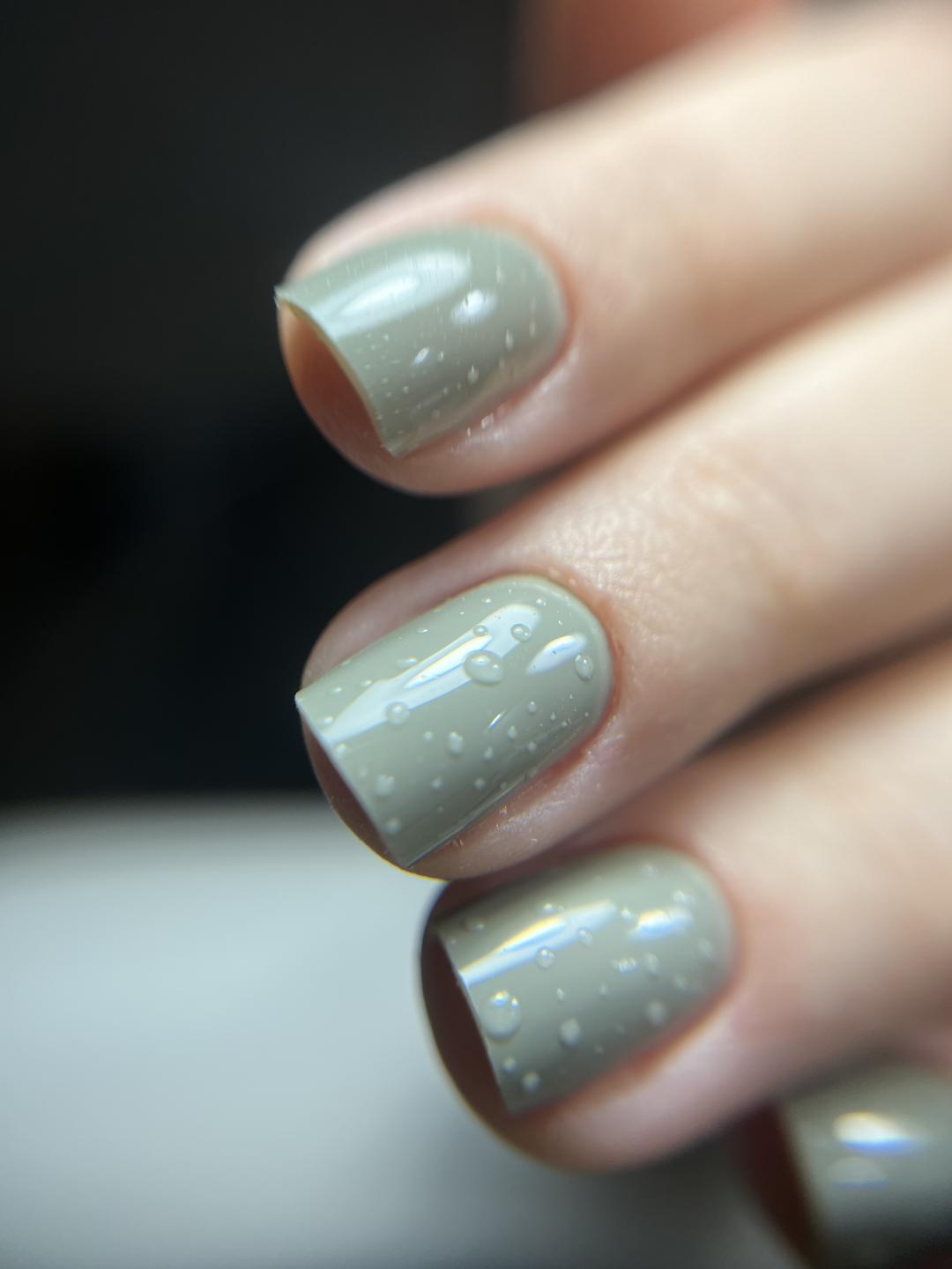 October Care #novisad Korekcija noktiju Korekcija rubber baze - S dužina