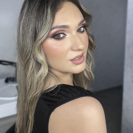 Artist Alex Studio #nis Make-up / šminkanje Profesionalno šminkanje + veštačke trepavice