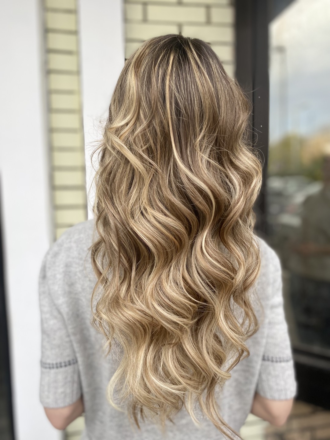 Pramenovi/Balayage - duga kosa - Lovely Style, Beograd Pramenovi Frizerski saloni Pramenovi, Beograd, Konjarnik, Učiteljsko naselje