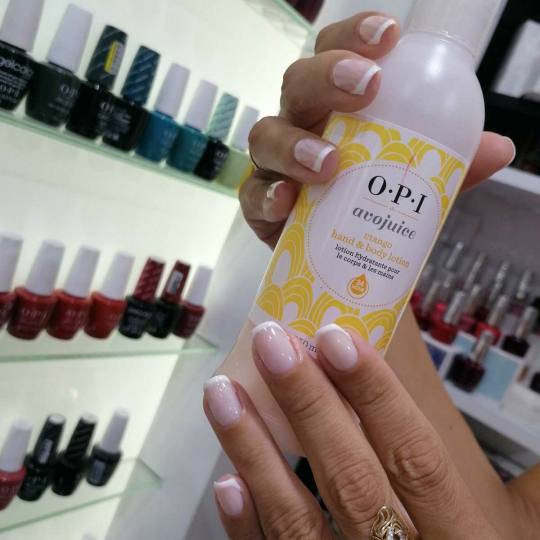 OPI - ALOXXI Vračar #beograd Gel lak French Korekcija gel laka - ruke Ukoliko je razlika između ge