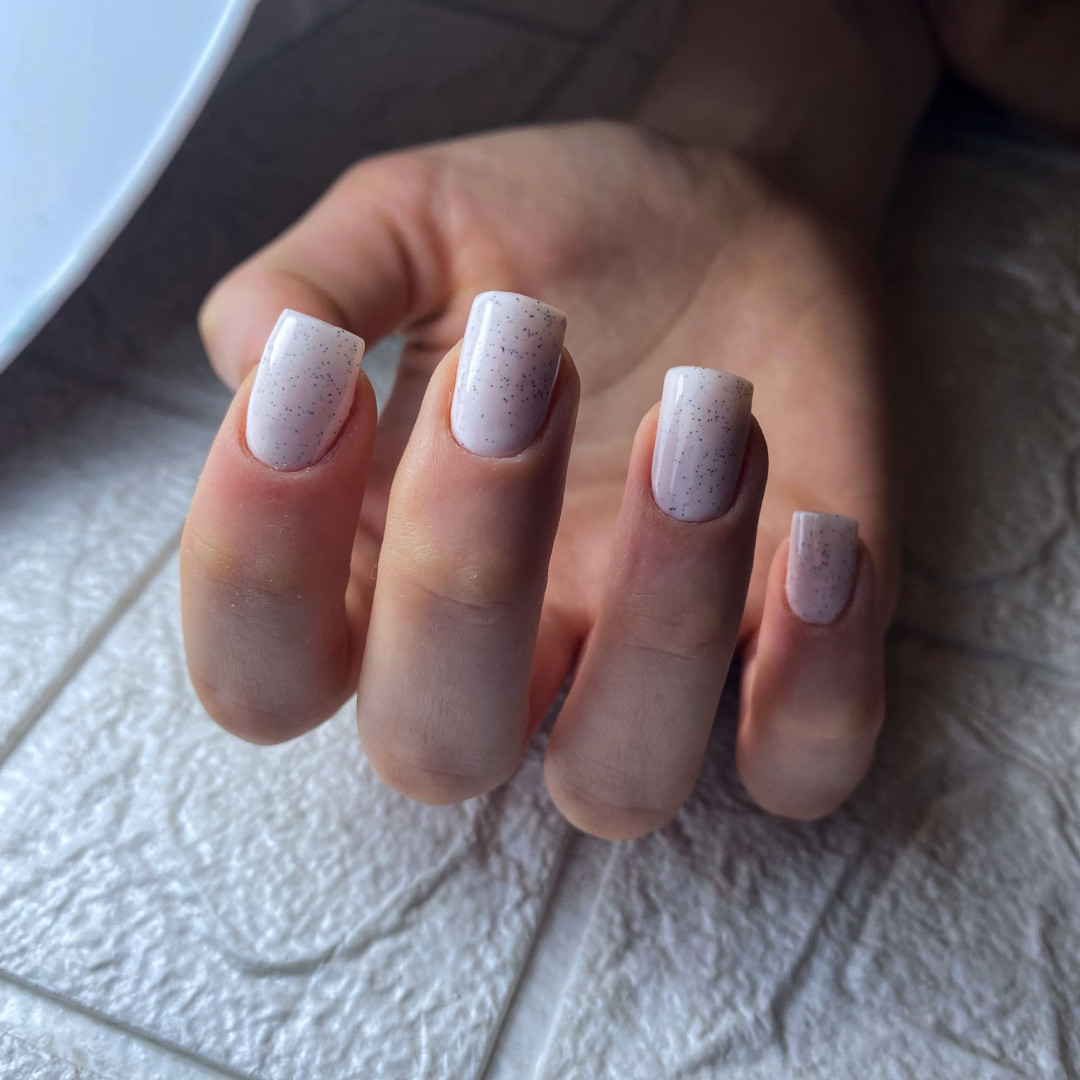Monami beauty #beograd Gel lak Korekcija gel laka