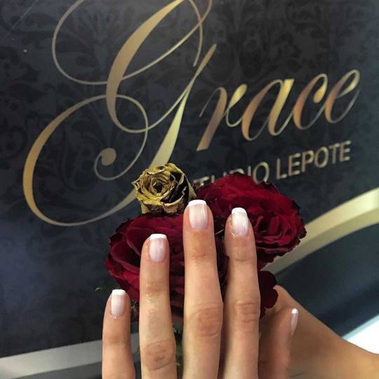 Studio Lepote Grace #beograd Gel lak Neka vaše ruke uvek budu negovane i uredne! ? Korekcija gel la