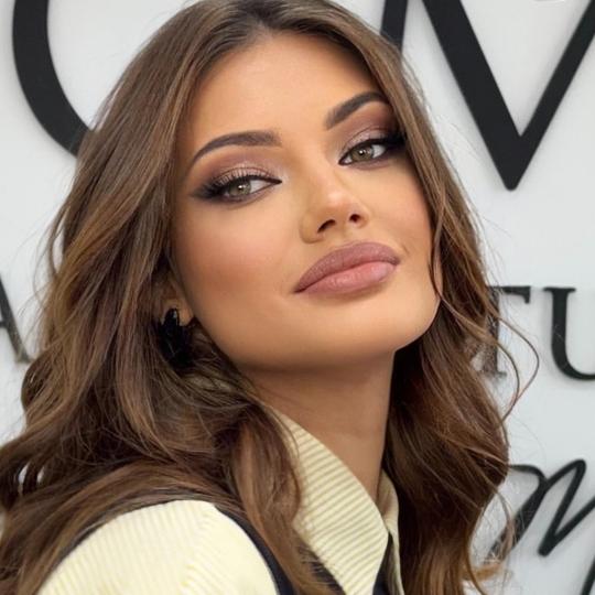 GM Beauty studio #beograd Make-up / šminkanje Profesionalno šminkanje + veštačke trepavice