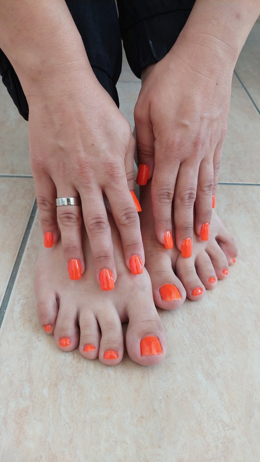 Beauty centar by Alex R #novisad Estetski pedikir Aparatni pedikir + trajni lak