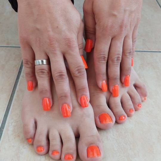 Beauty centar by Alex R #novisad Estetski pedikir Aparatni pedikir + trajni lak